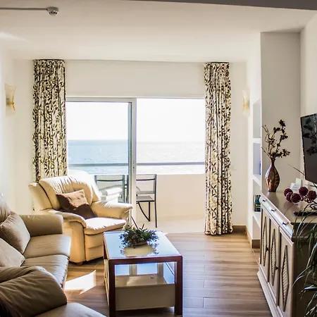 Beachfront In With Sea Views Fuengirola